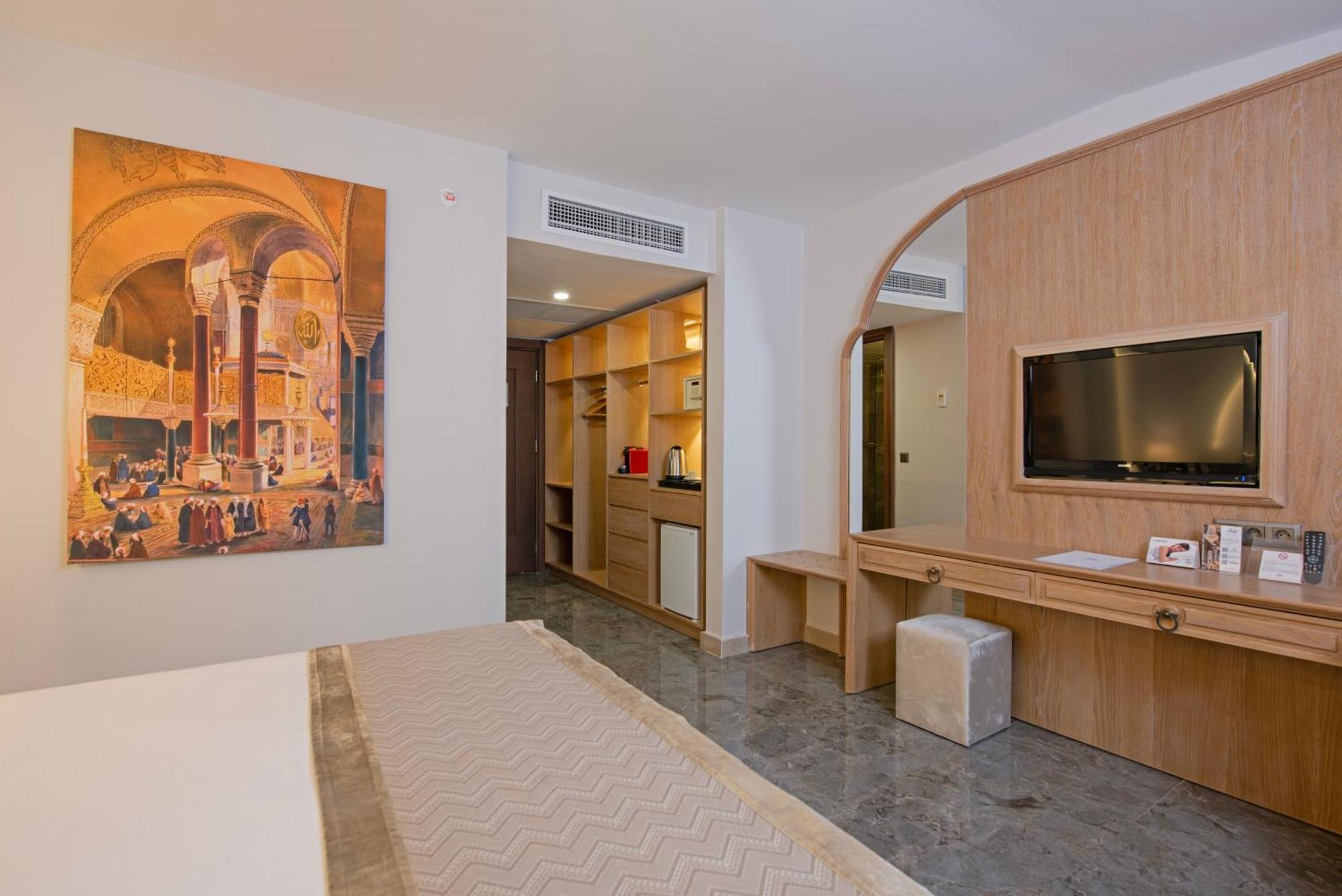 Alaaddin Beach Hotel - Adult Only Аланія Екстер'єр фото